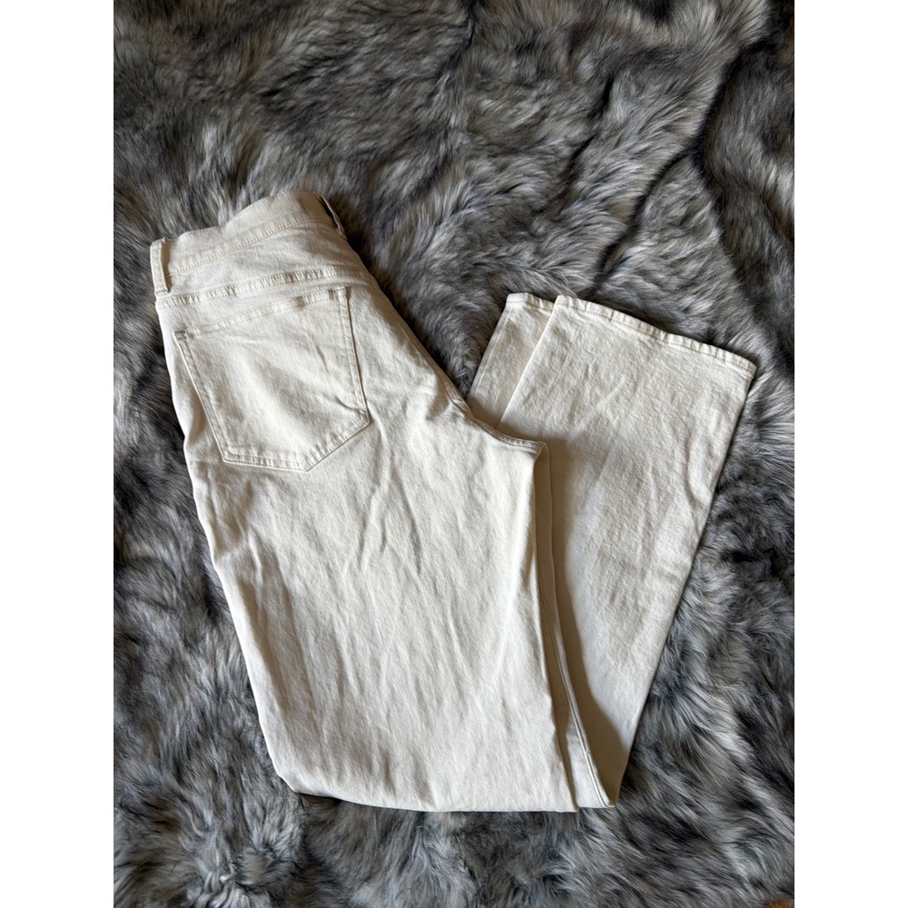 Madewell Straight-Leg Jeans in Off-White - Picture 10 of 10